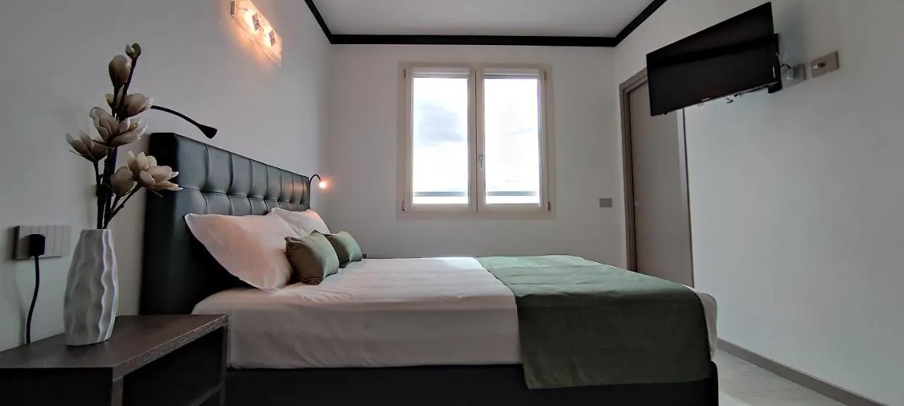 Suites Direzionale Carpi